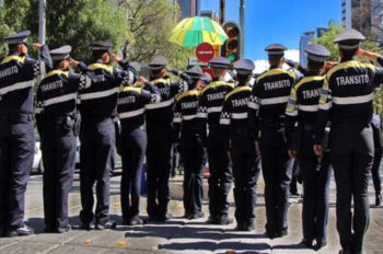 Uniforme de Tránsito 3